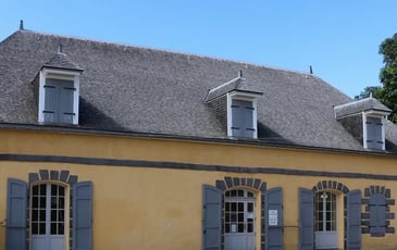 L'Hôtel des Postes à travers le temps