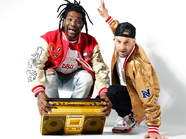 Skarra Mucci & Manudigital